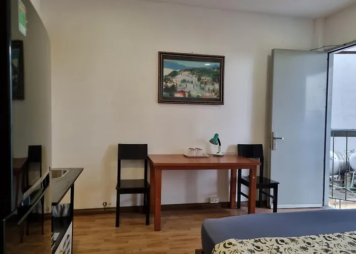 Best Price Ho Guom Apartments For Long Stay